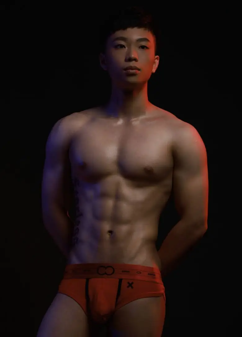 M&B 第六辑 健身狼狗弟弟-HENRY | 写真