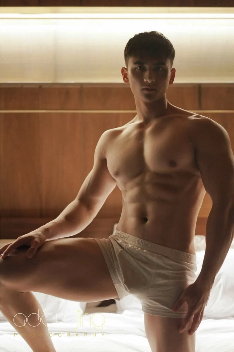 刘京 | GUAN 关关写真集-上册 | 写真