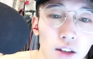 抖音狼狗帅1直BO玩鸟 | 视频