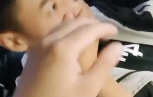 在车里口身寸嫩DIAO小直男 | 视频