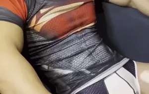 控身寸腹肌大胸男 | 视频