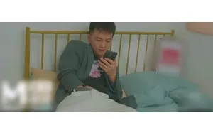 无法控制的偷窥欲 | 视频